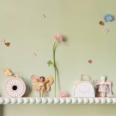 Meri-Meri Meri Meri Floral Kitty Mini Suitcase Doll (Pack Of 1) 7 Meri-Meri Meri Meri Floral Kitty Mini Suitcase Doll (Pack Of 1) - Image 7